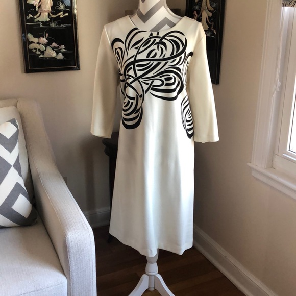 🎉 Kenar Dress - Picture 2 of 5